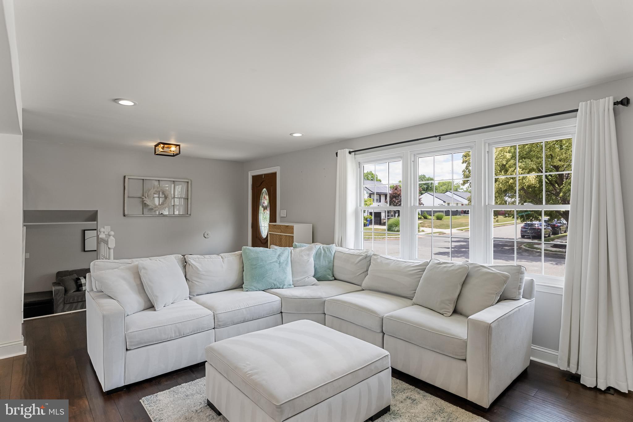 217 Sharrow Vale Road Delran, NJ 08075 - Photo 6 of 30