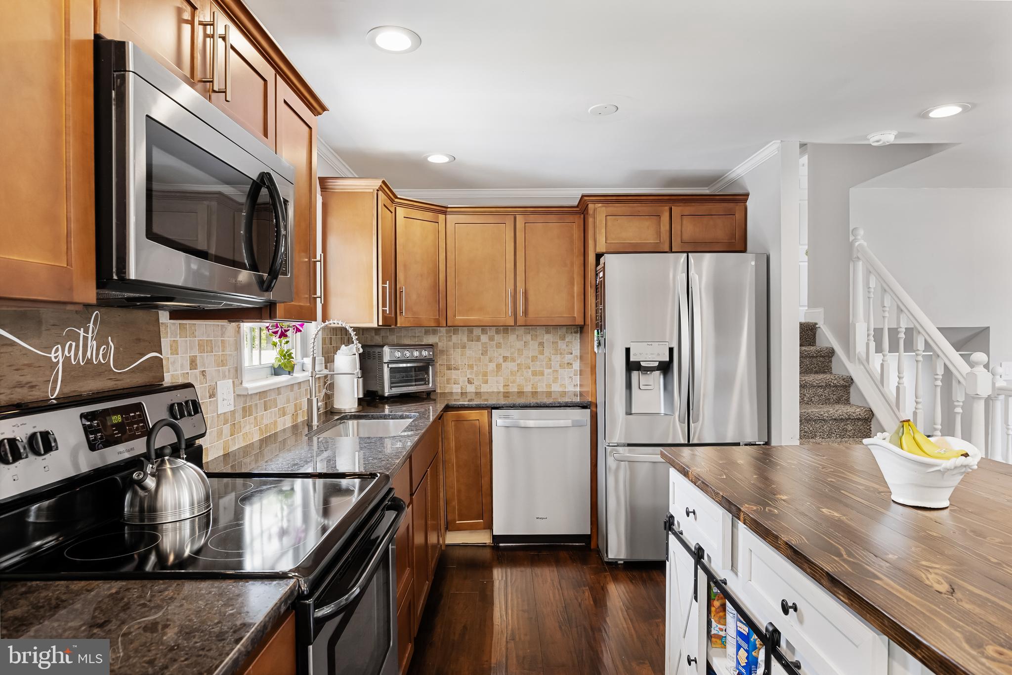 217 Sharrow Vale Road Delran, NJ 08075 - Photo 9 of 30