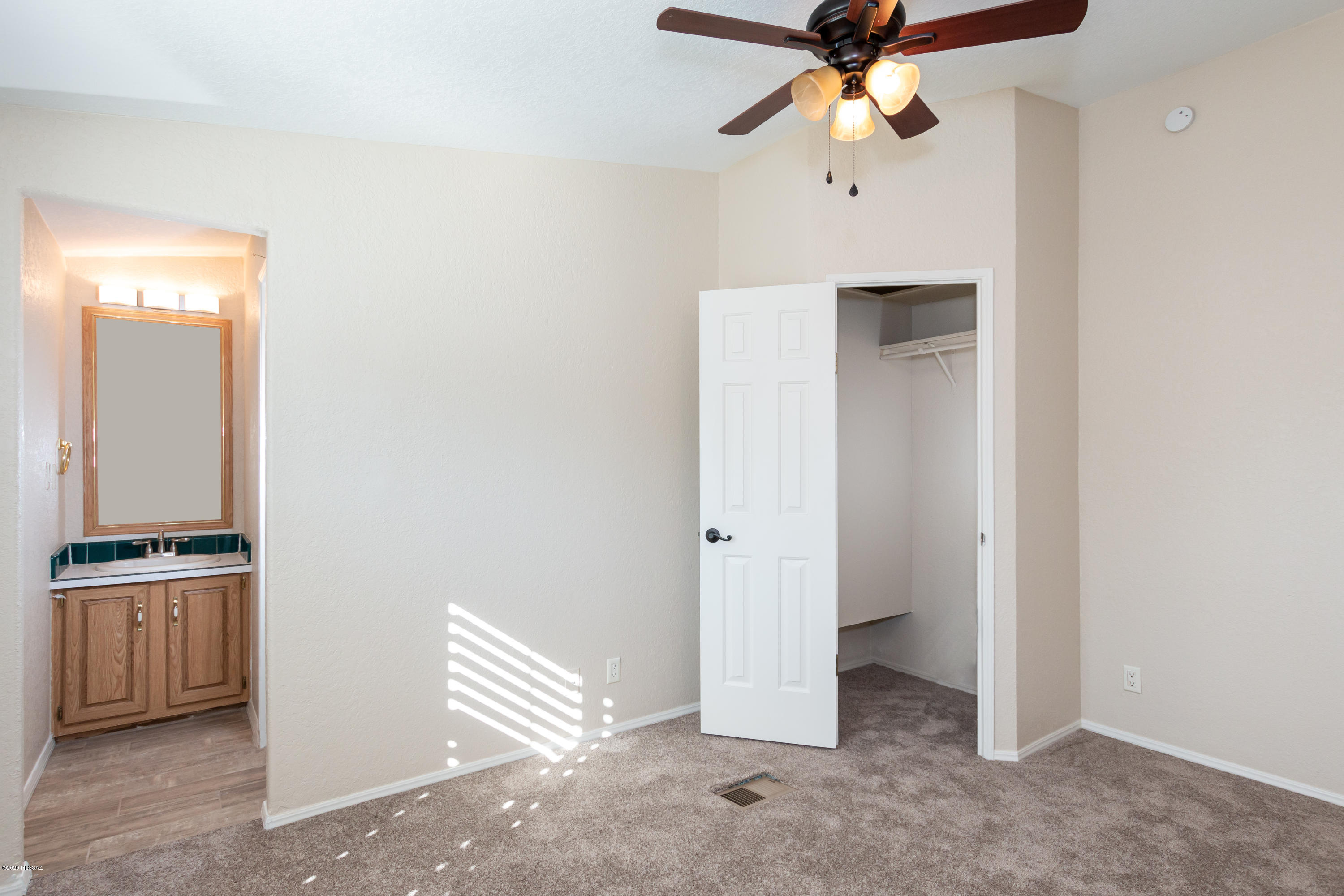 11930 West Ina Road Tucson, AZ 85743 - Photo 18 of 31 Gallery Image 18