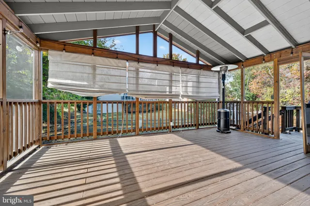 $900,000 | 411 Hurley Avenue, Rockville, MD 20850