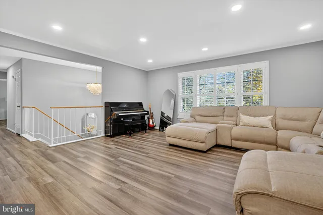 $900,000 | 411 Hurley Avenue, Rockville, MD 20850