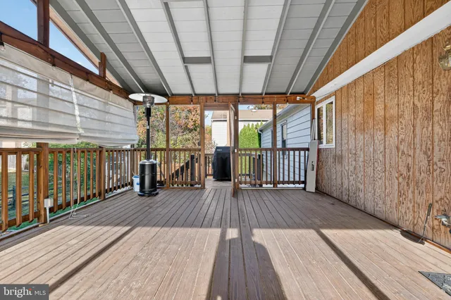 $900,000 | 411 Hurley Avenue, Rockville, MD 20850