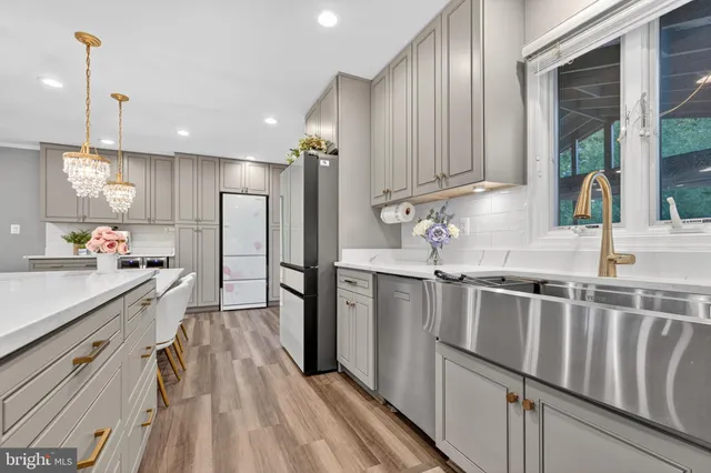 $900,000 | 411 Hurley Avenue, Rockville, MD 20850