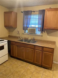 $190,000 | 7110-12 Boston Drive, New Orleans, LA 70127