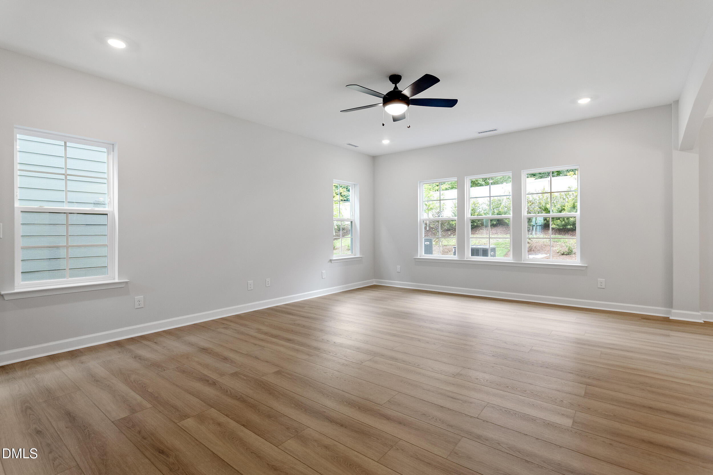 235 Augusta Pond Way, Unit 161 Raleigh, NC 27603 - Photo 7 of 43 FMWeb04