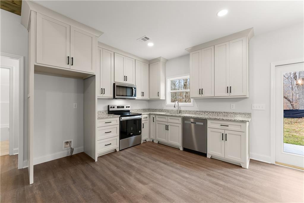 96 Hawk Ridge Court Cleveland, GA 30528 - Photo 14 of 31