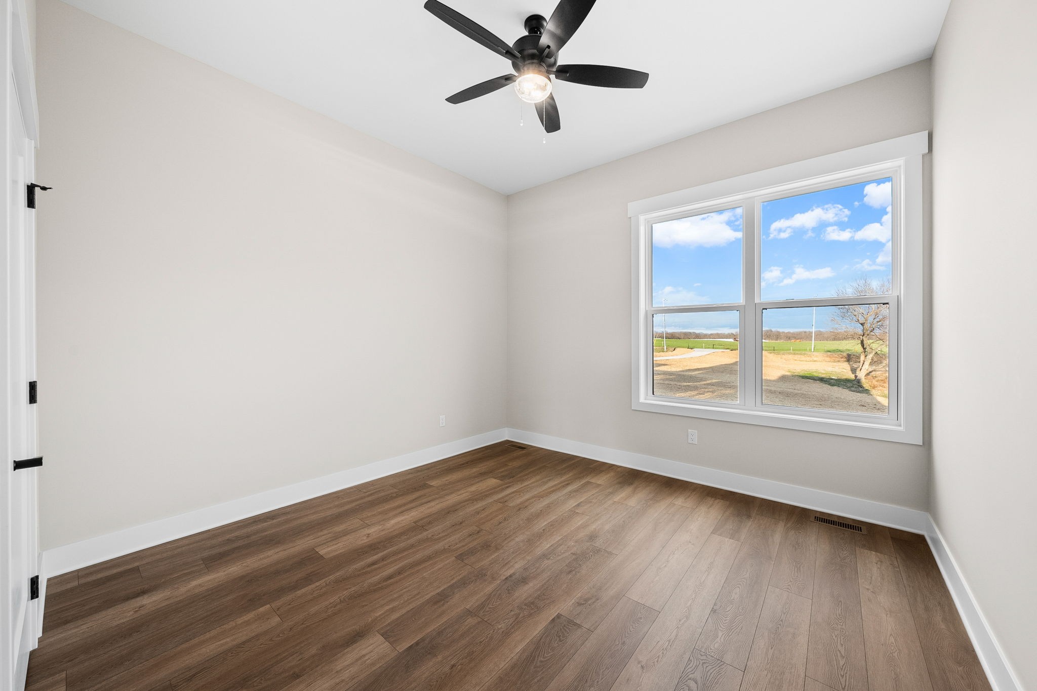 1800 Hickory Point Road Clarksville, TN 37043 - Photo 44 of 71 Gallery Image 44