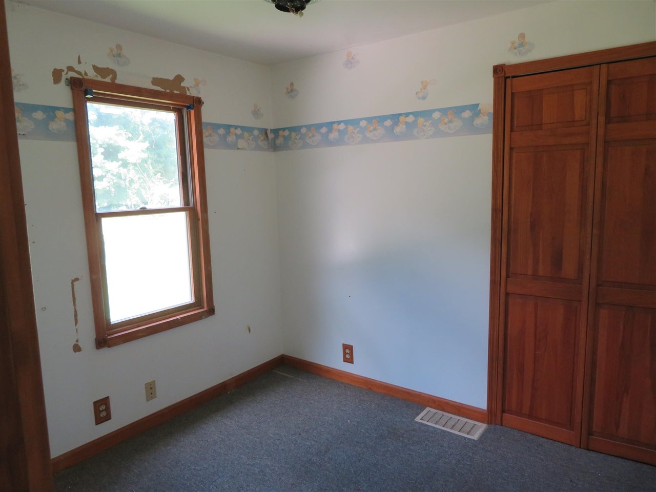 12086 Whittaker Road Milan, MI 48160 - Photo 9 of 12 Gallery Image 9