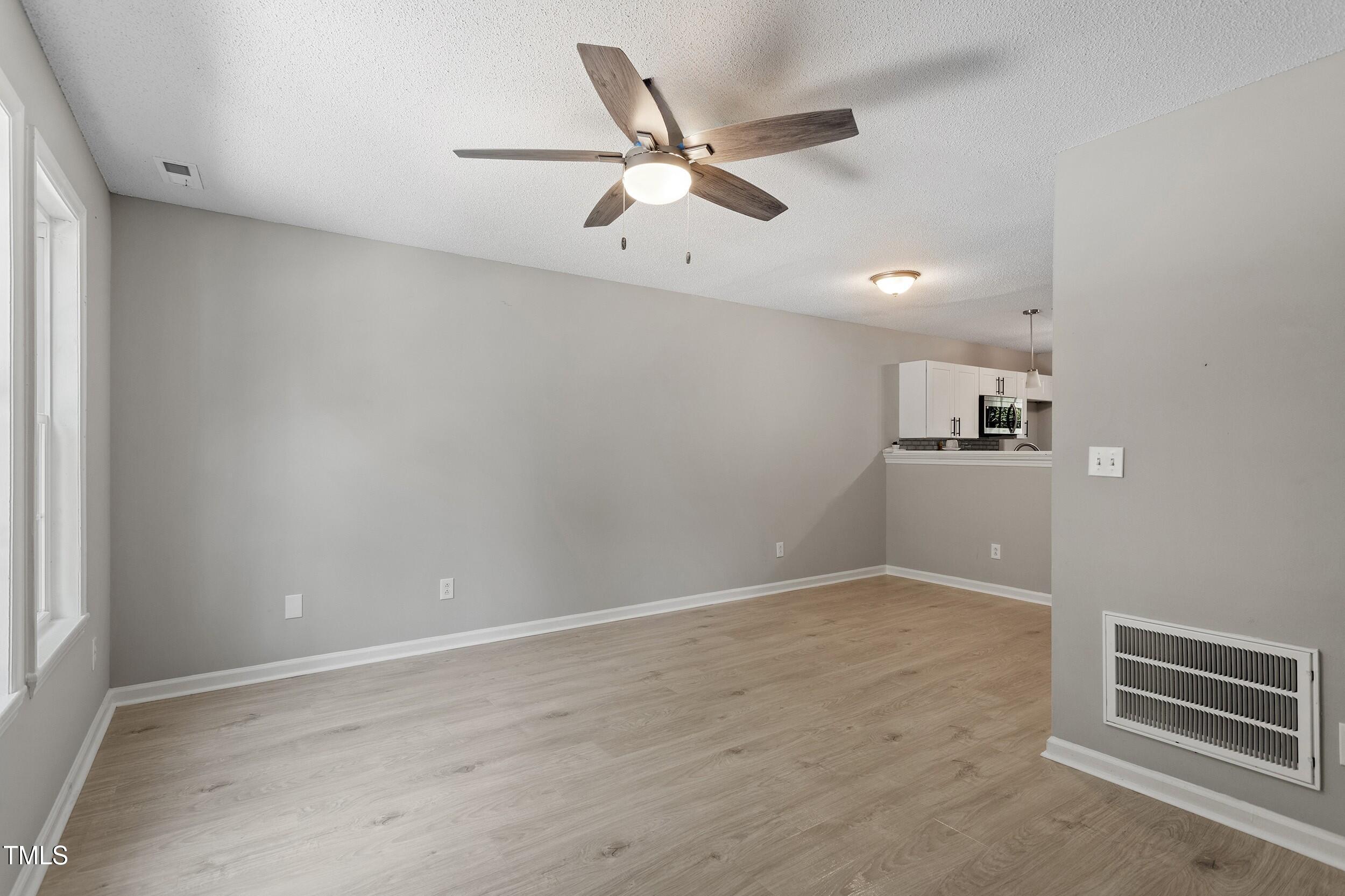 4242 Kaplan Drive Raleigh, NC 27606 - Photo 17 of 30 4242 Kaplan 5
