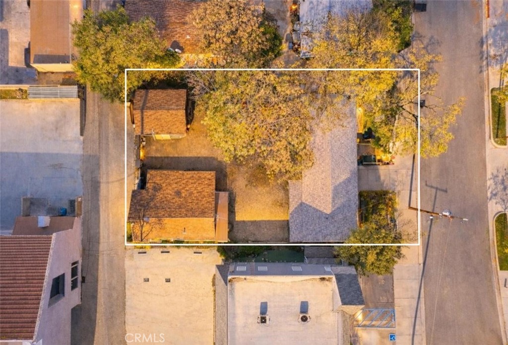 24513 Walnut Street Newhall, CA 91321 - Photo 5 of 9 a view of balcony