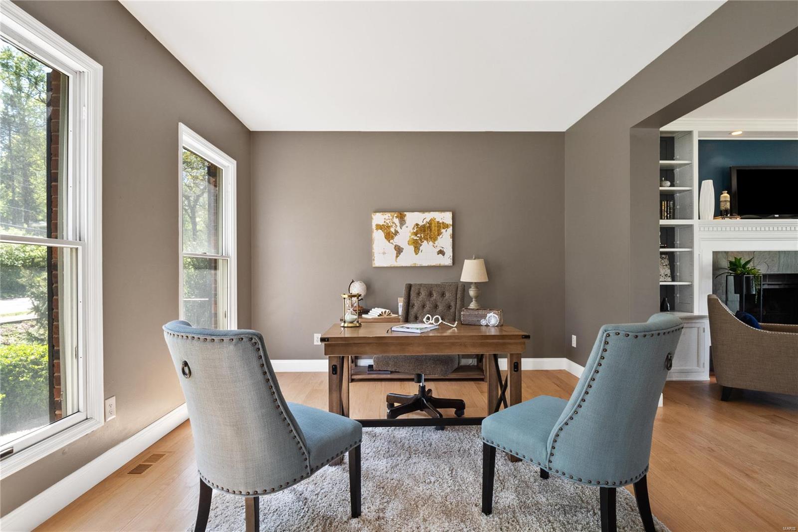 443 East Jackson Road Webster Groves, MO 63119 - Photo 2 of 36 Gallery Image 2