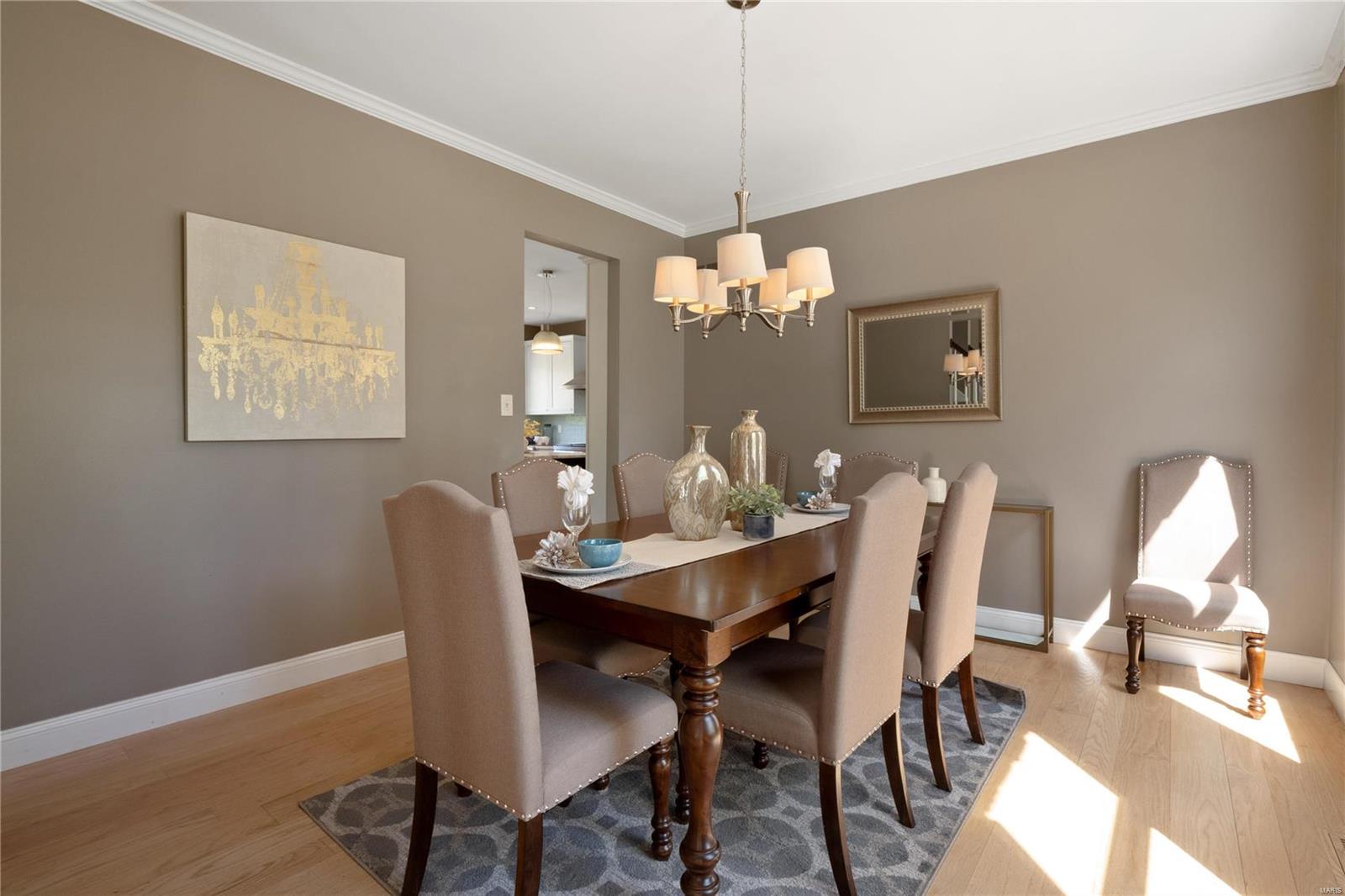 443 East Jackson Road Webster Groves, MO 63119 - Photo 14 of 36 Gallery Image 14