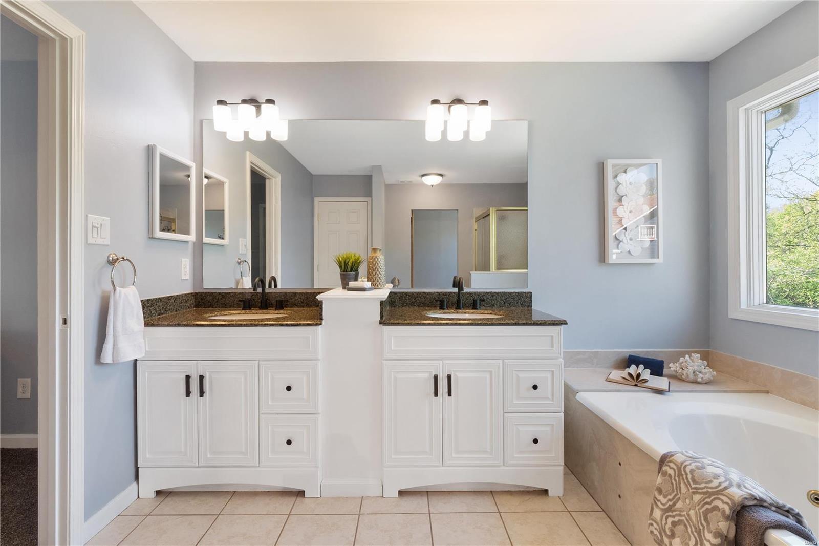 443 East Jackson Road Webster Groves, MO 63119 - Photo 20 of 36 Gallery Image 20