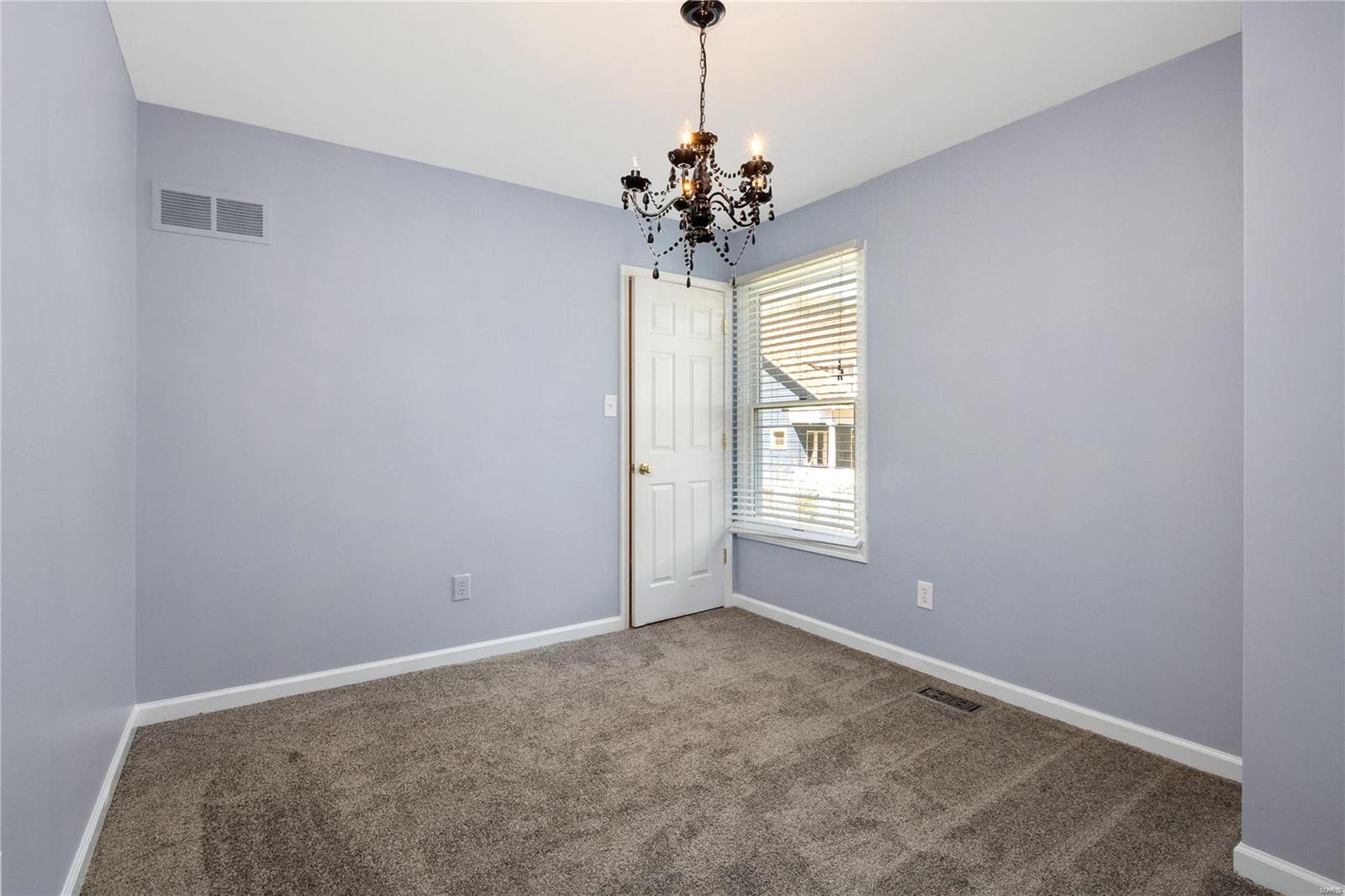 443 East Jackson Road Webster Groves, MO 63119 - Photo 23 of 36 Gallery Image 23