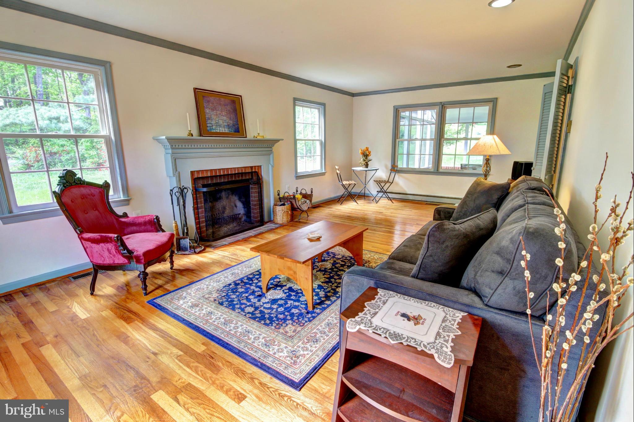 40280 Mt Gilead Road Leesburg, VA 20175 - Photo 8 of 30 Family Room