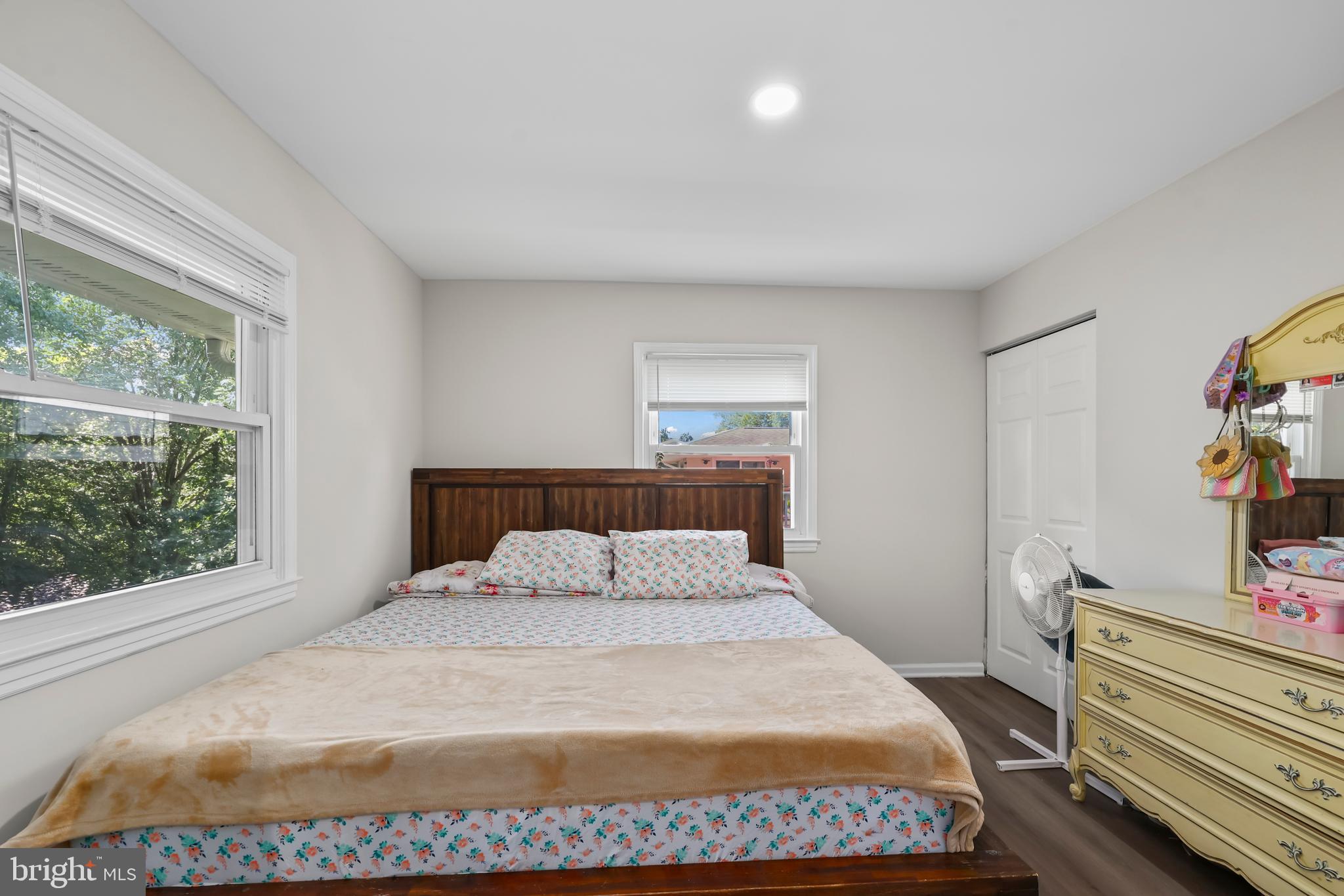 1012 South Hoga Road Sterling, VA 20164 - Photo 21 of 48 Gallery Image 21
