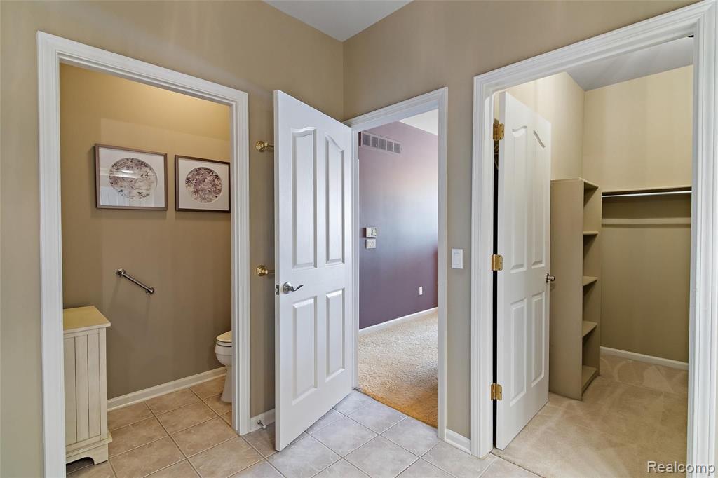 832 Garnet Court, Unit 41 Rochester, MI 48306 - Photo 32 of 38