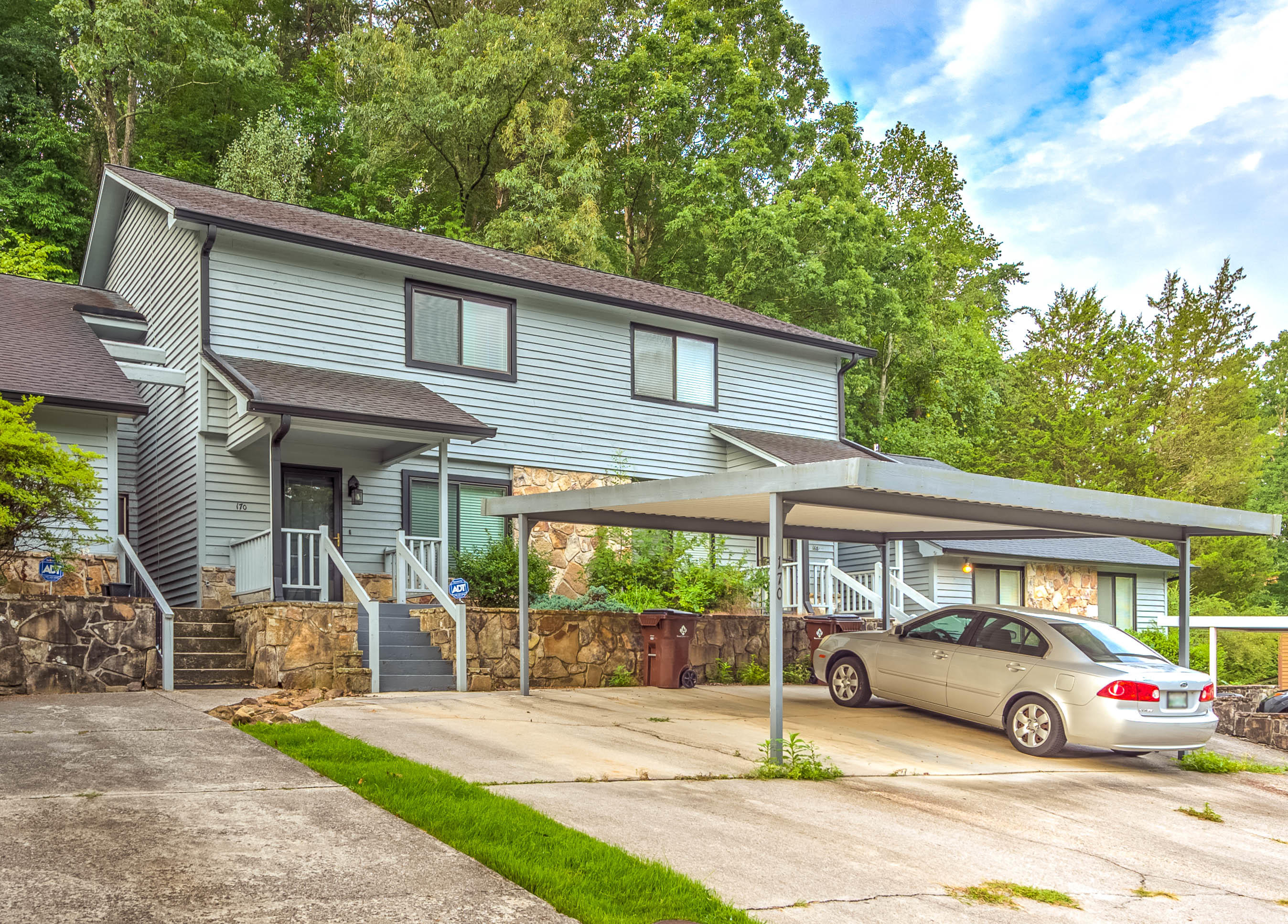 170 Hendrix Drive Oak Ridge, TN 37830 - Photo 2 of 20 2
