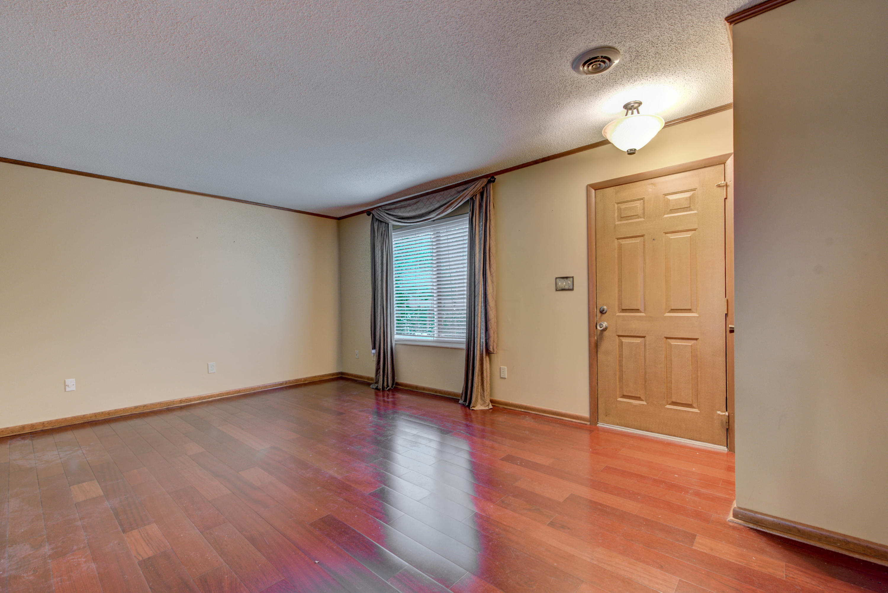 170 Hendrix Drive Oak Ridge, TN 37830 - Photo 5 of 20 5
