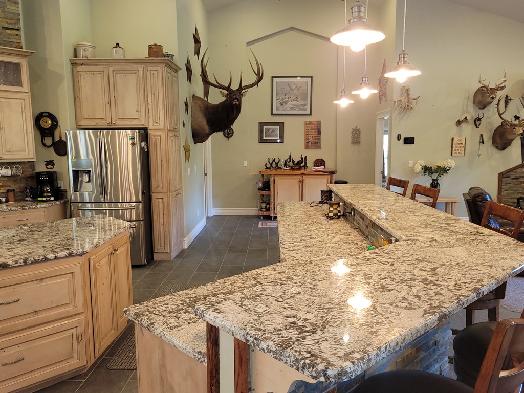 191 Clear Creek Road Cascade, ID 83611 - Photo 13 of 57 Bright and cheery kitchen