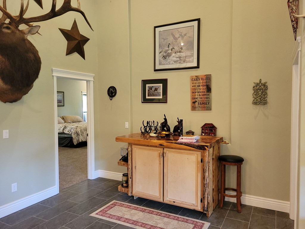 191 Clear Creek Road Cascade, ID 83611 - Photo 20 of 57 Most of the furniture included