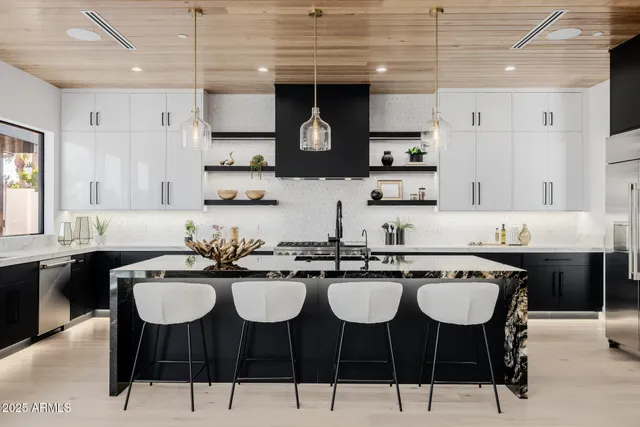 $2,499,000 | 6541 East 2nd Street, Scottsdale, AZ 85251