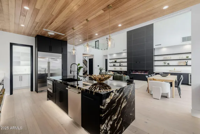 $2,499,000 | 6541 East 2nd Street, Scottsdale, AZ 85251