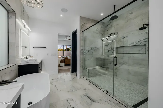 $2,499,000 | 6541 East 2nd Street, Scottsdale, AZ 85251