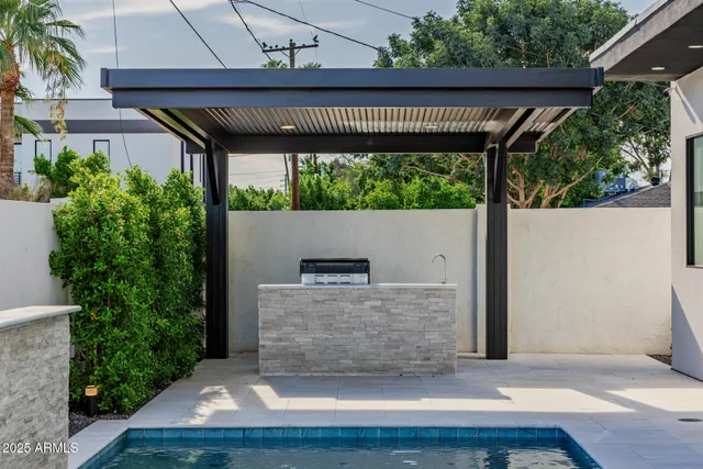 $2,499,000 | 6541 East 2nd Street, Scottsdale, AZ 85251