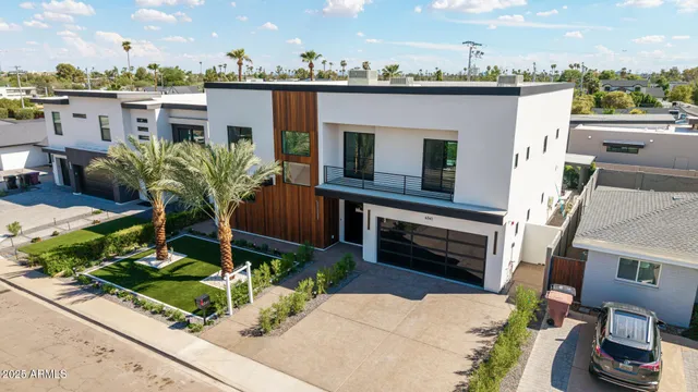 $2,499,000 | 6541 East 2nd Street, Scottsdale, AZ 85251