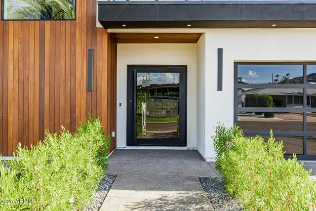 $2,499,000 | 6541 East 2nd Street, Scottsdale, AZ 85251