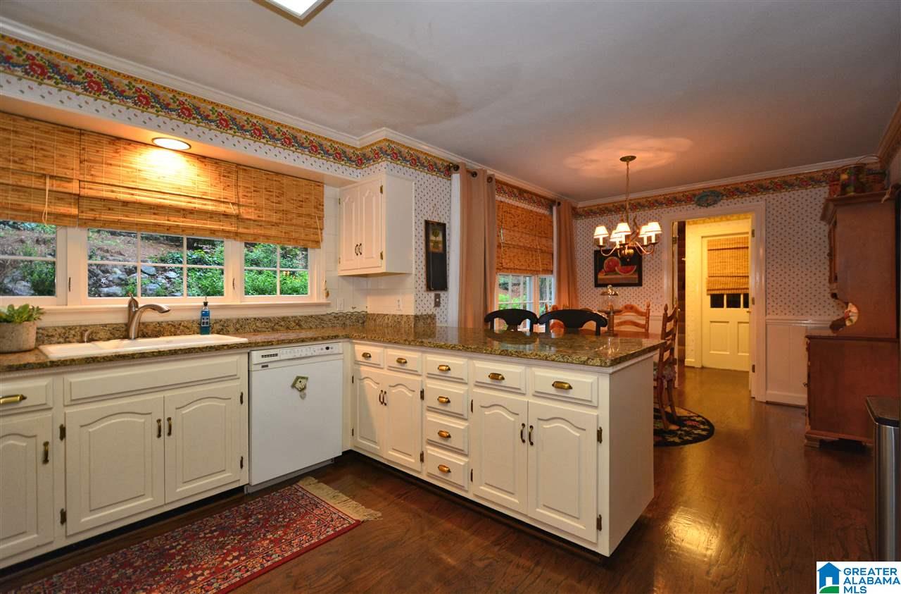 3638 Brookwood Road Birmingham, AL 35223 - Photo 7 of 34