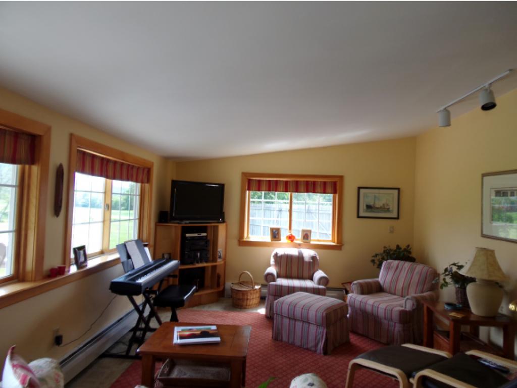 1802 West Road Bennington, VT 05201 - Photo 20 of 34 Gallery Image 20