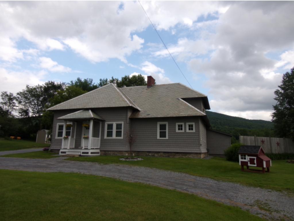 1802 West Road Bennington, VT 05201 - Photo 5 of 34 Gallery Image 5