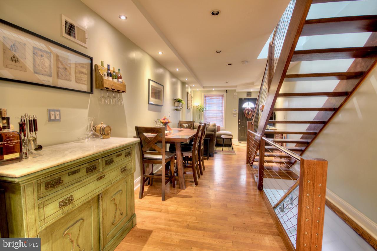 355 Gerritt Street Philadelphia, PA 19147 - Photo 8 of 28 Gallery Image 8