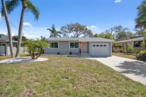 $479,000 | 1841 Douglas Avenue, Dunedin, FL 34698