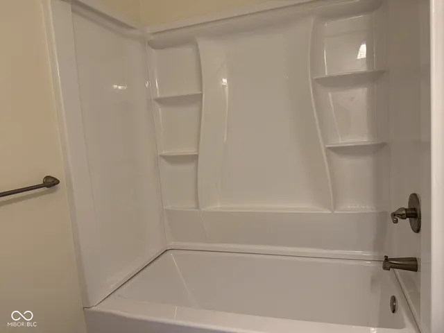 $2,100 | 7607 Home Drive, Fishers, IN 46038