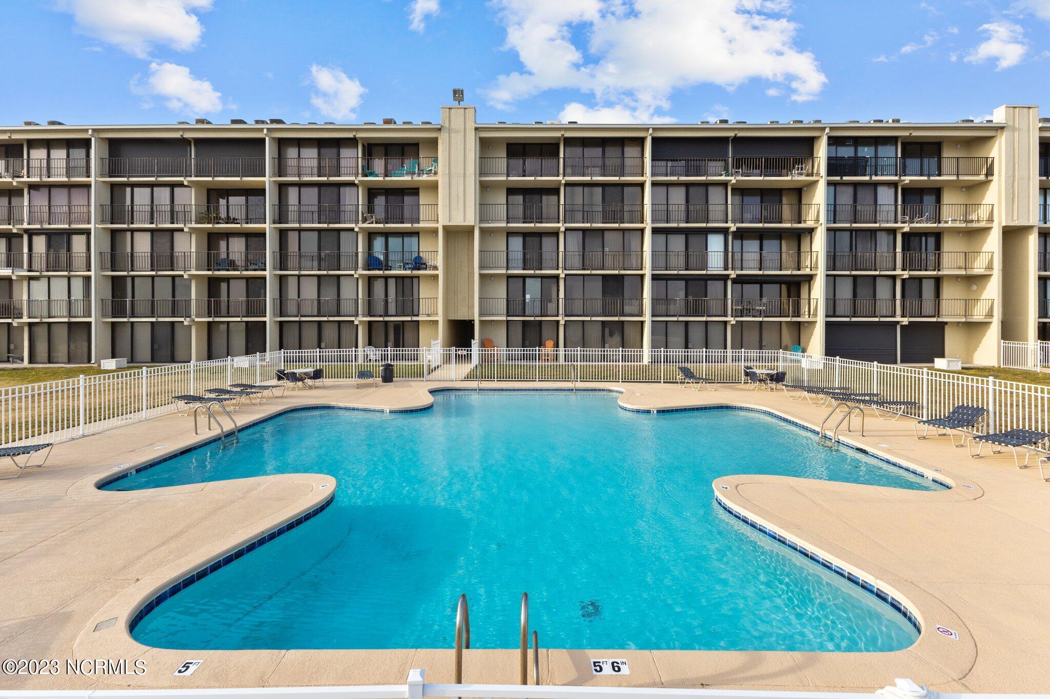 2305 West Fort Macon Road, Unit 507 Atlantic Beach, NC 28512 - Photo 4 of 53 6-web-or-mls-_S3A3238