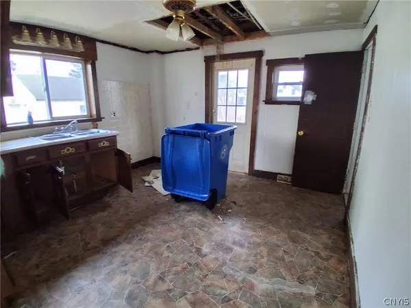 $100,000 | 55 Hubbard Street, Cortland, NY 13045