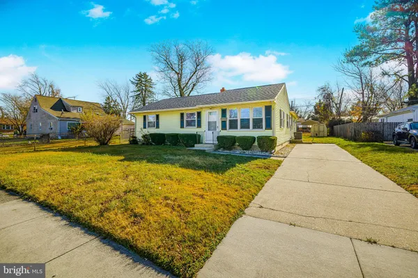 $2,400 | 816 Lincoln Street, Dover, DE 19904