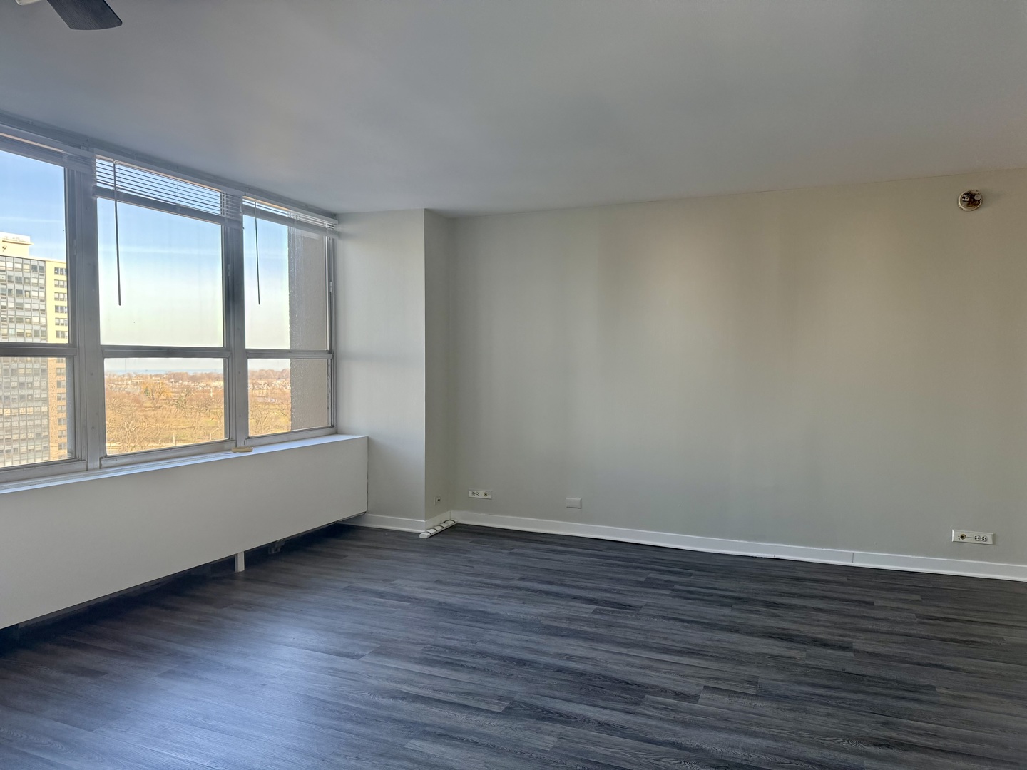 655 West Irving Park Road, Unit 1108 Chicago, IL 60613 - Photo 6 of 14