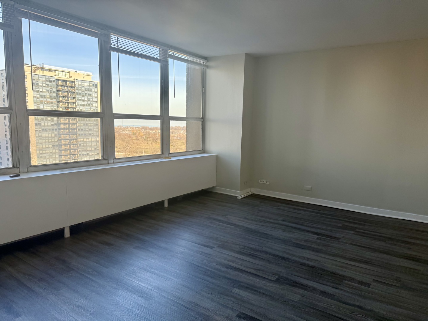 655 West Irving Park Road, Unit 1108 Chicago, IL 60613 - Photo 7 of 14