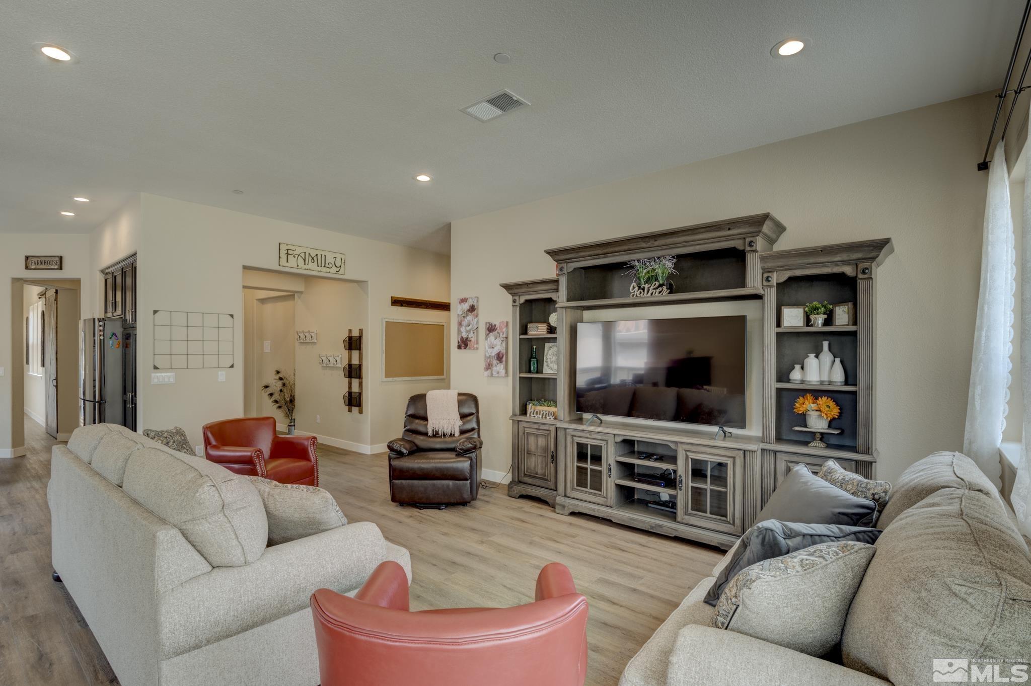 8255 Opal Ranch Way Reno, NV 89506 - Photo 4 of 18 Photo 4