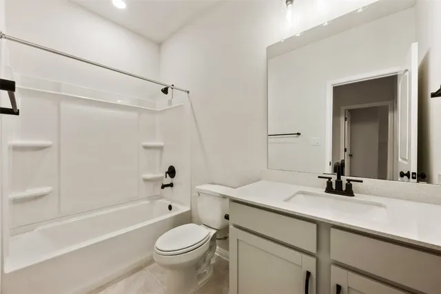 $2,800 | 283 Ranier Way, Dripping Springs, TX 78620