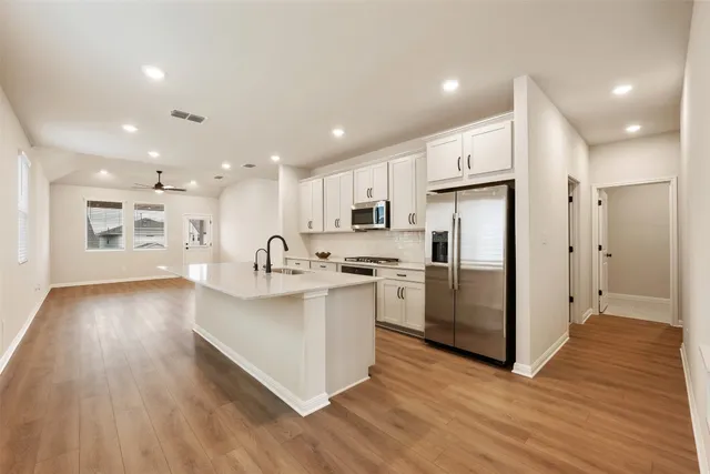 $2,800 | 283 Ranier Way, Dripping Springs, TX 78620