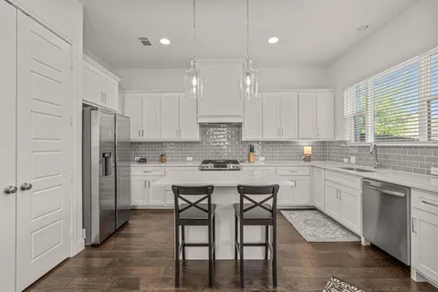 $429,900 | 6324 Oakbend Circle, Fort Worth, TX 76132