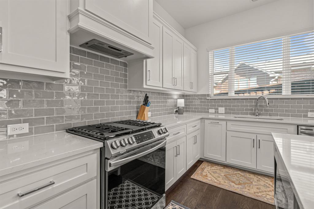 6324 Oakbend Circle Fort Worth, TX 76132 - Photo 12 of 35