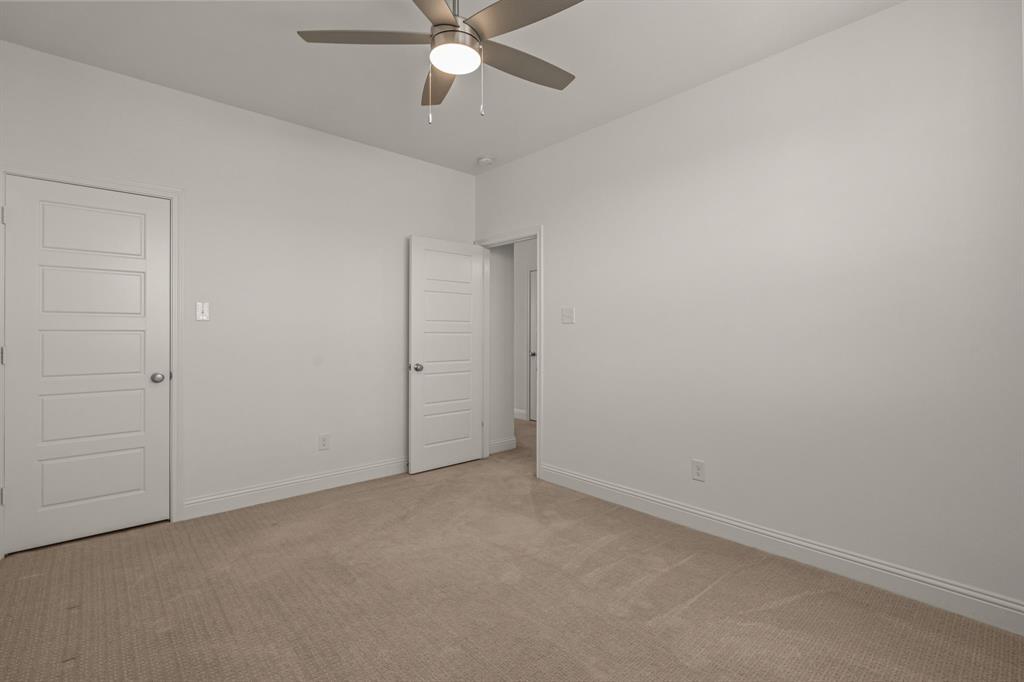 6324 Oakbend Circle Fort Worth, TX 76132 - Photo 31 of 35