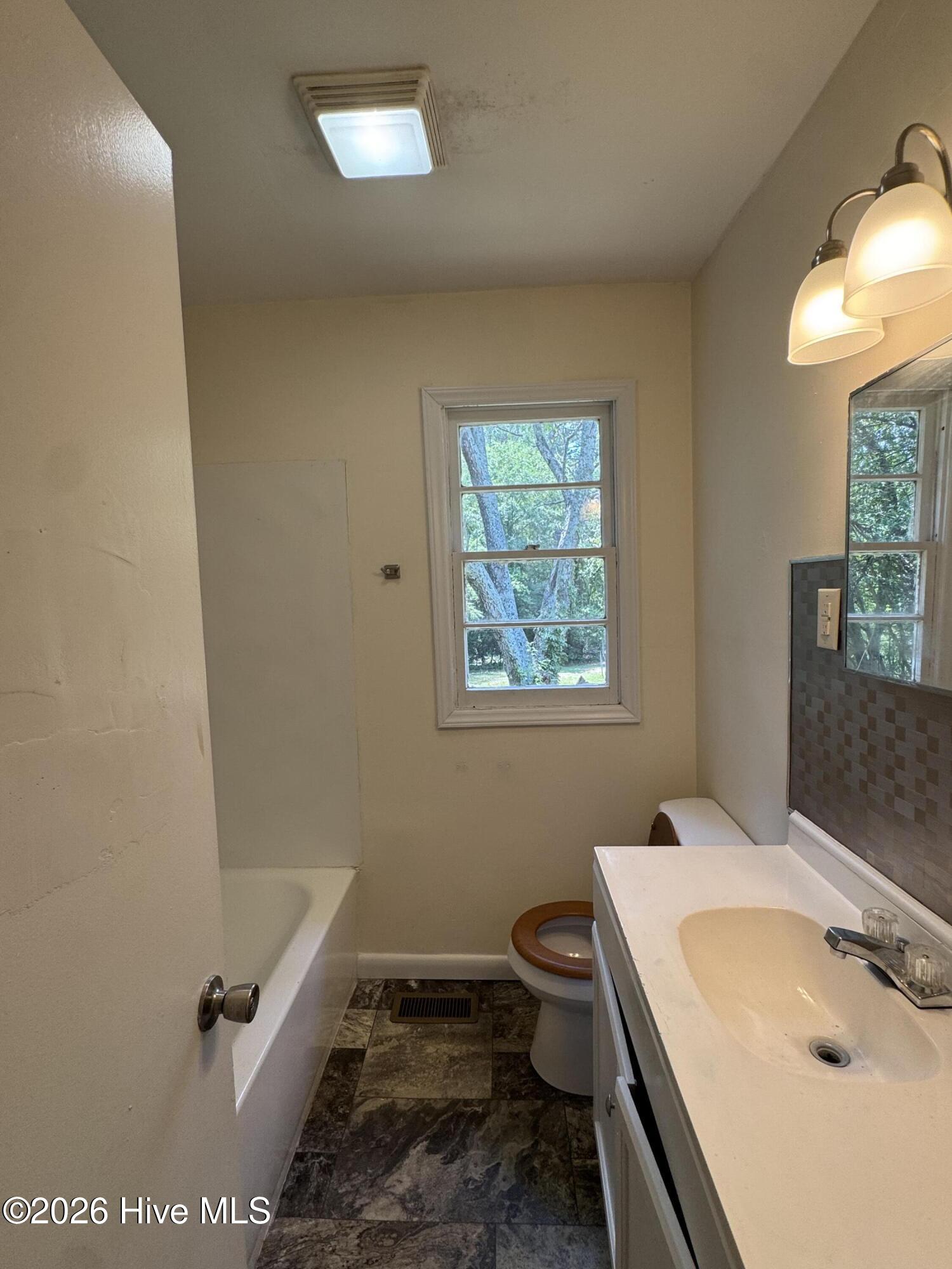 1114 Oak Avenue Rockingham, NC 28379 - Photo 11 of 15