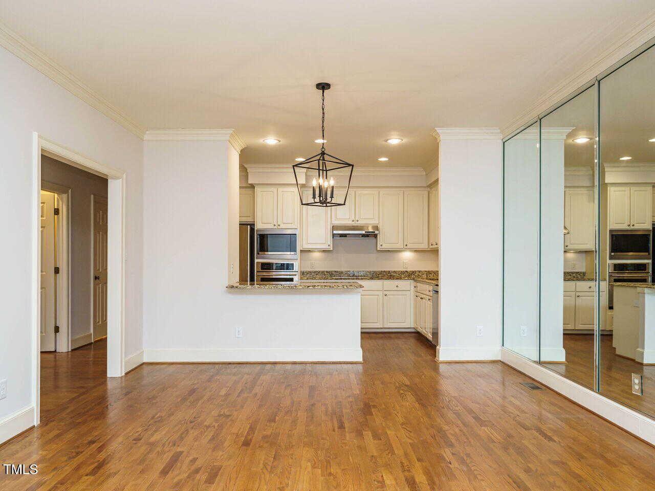 3339 Ridgecrest Court Raleigh, NC 27607 - Photo 11 of 45 010-1280x960-dining-room